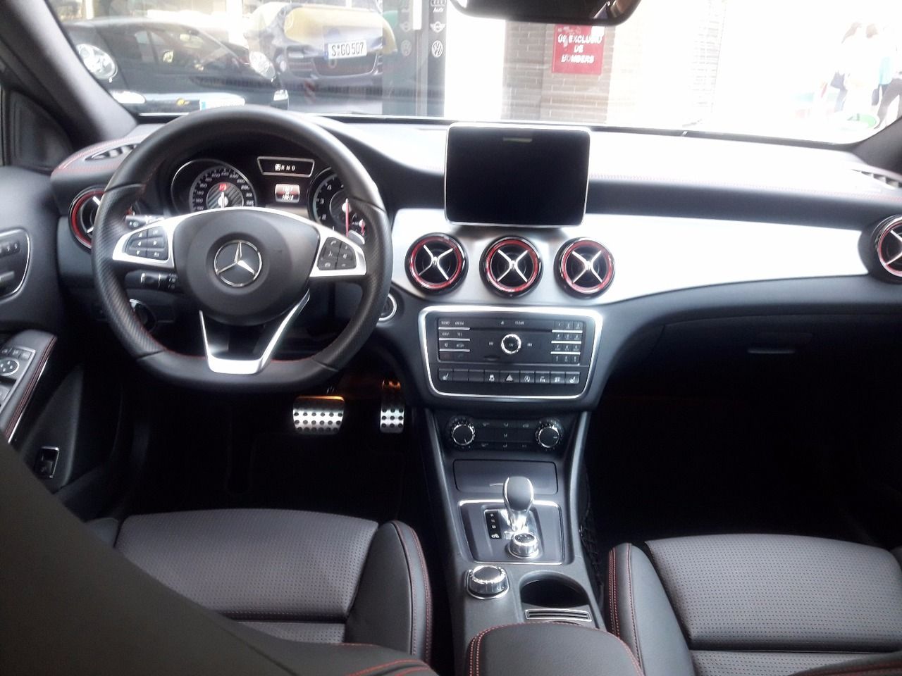 Foto Mercedes-Benz Clase GLA 6