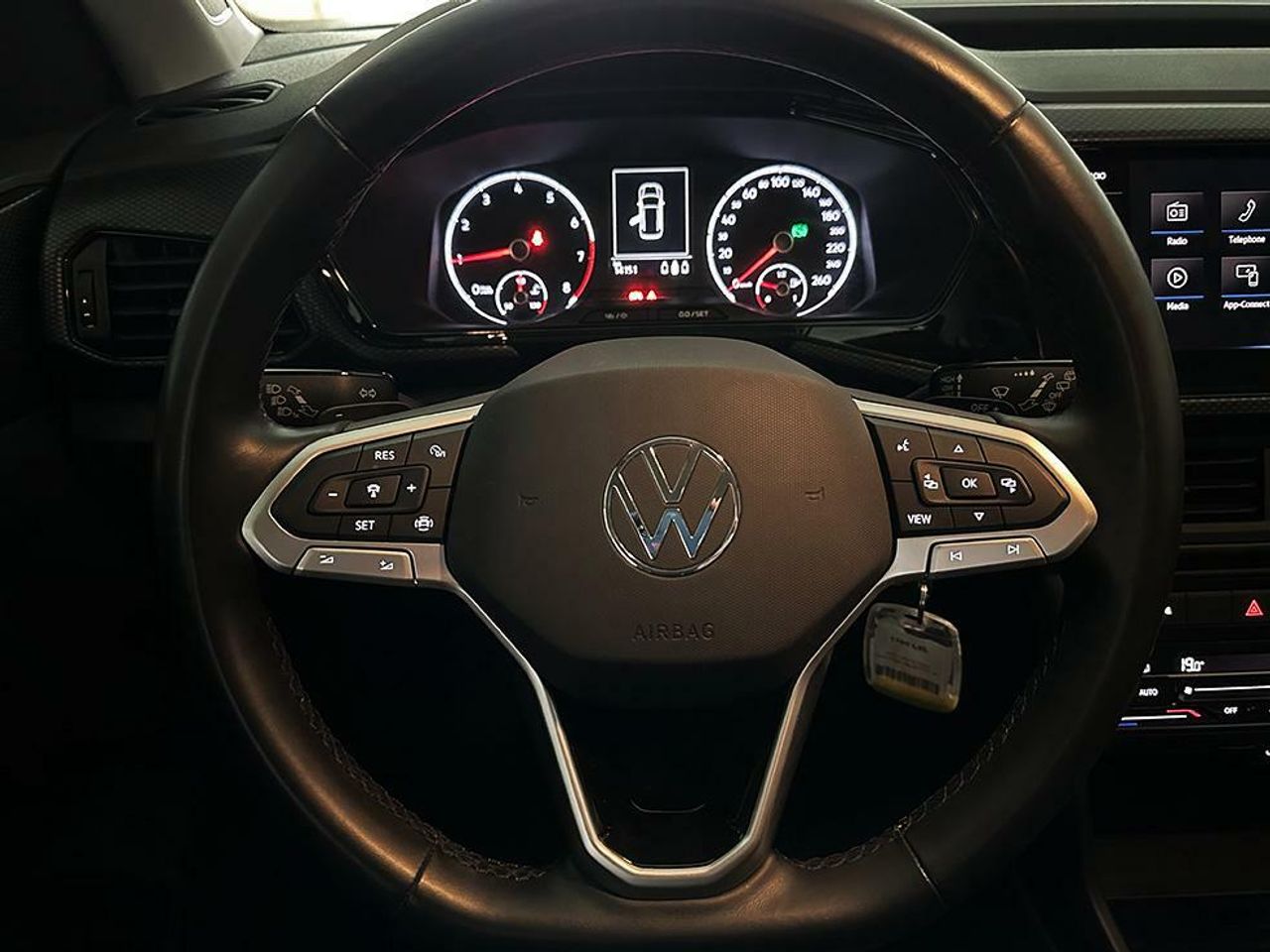 Foto Volkswagen T-Cross 8