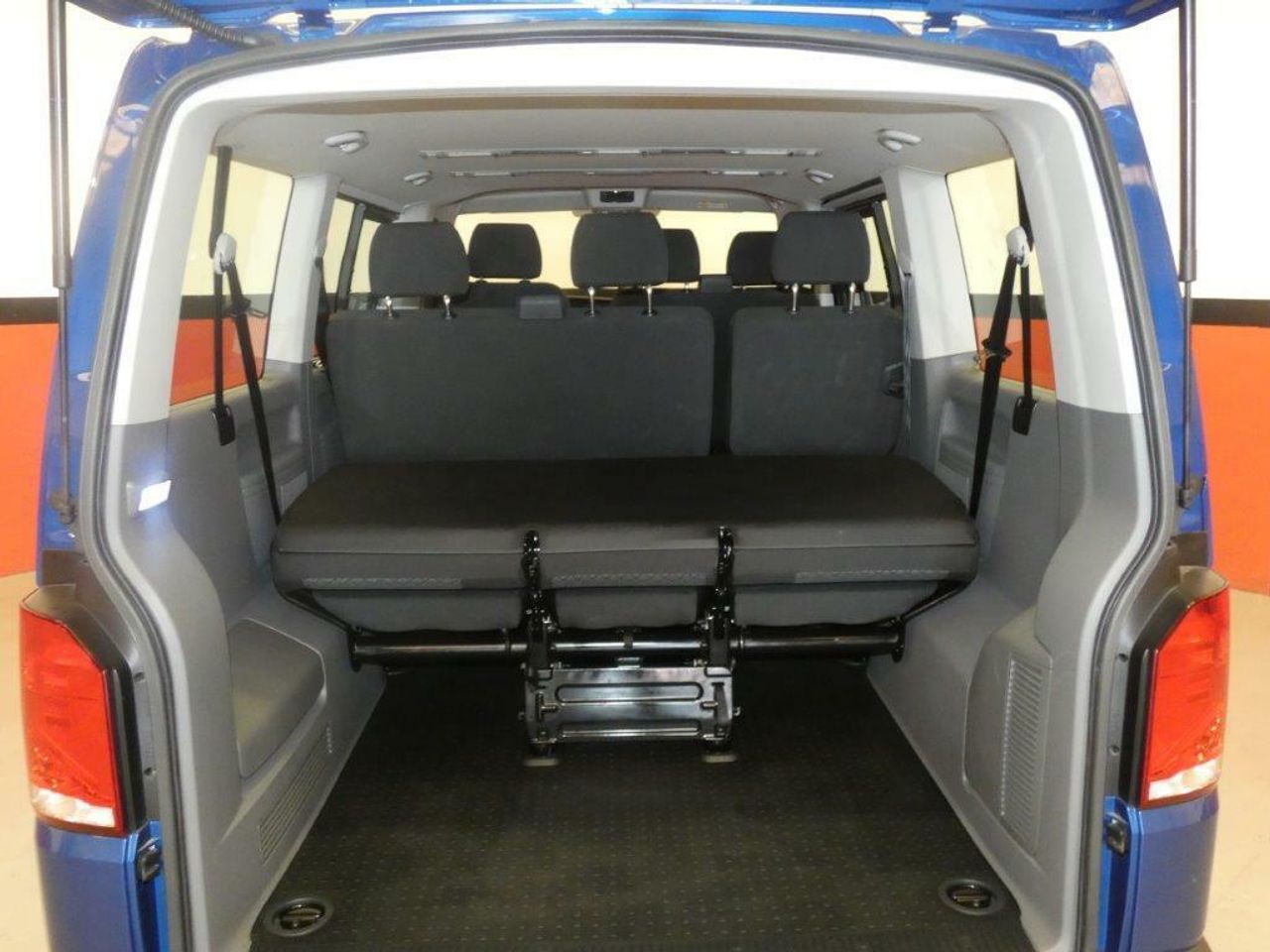 Foto Volkswagen Caravelle 26