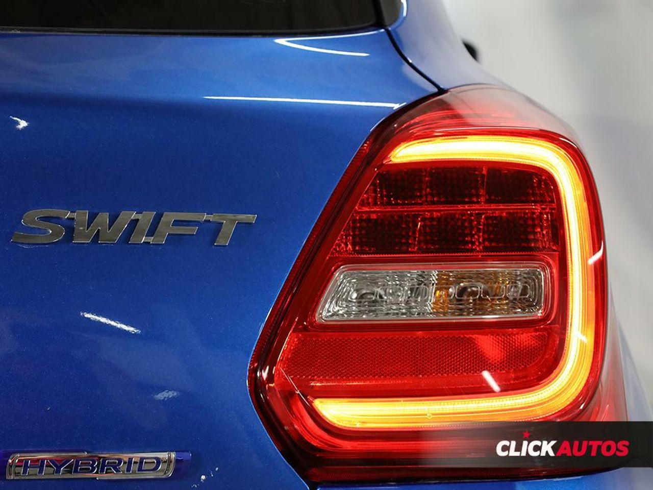 Foto Suzuki Swift 16