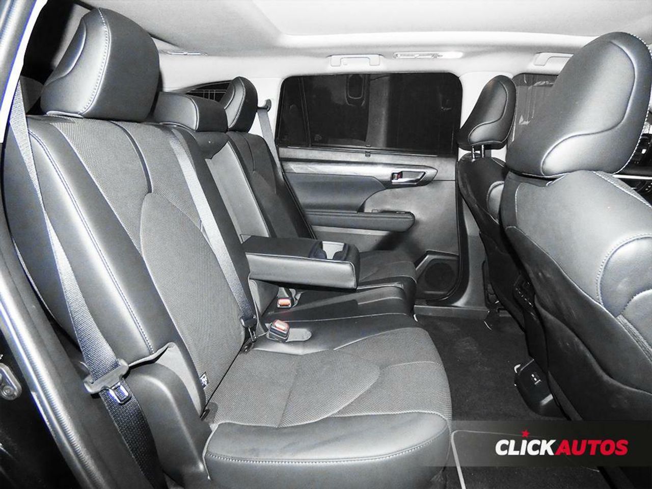 Foto Toyota Highlander 17