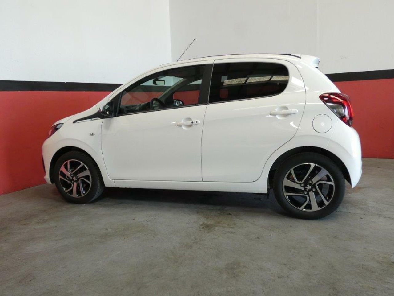 Foto Peugeot 108 9