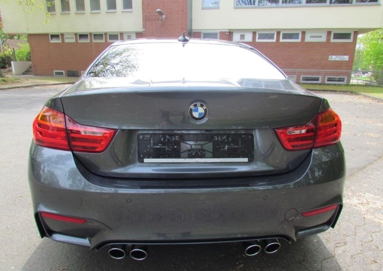 Foto BMW M4 6
