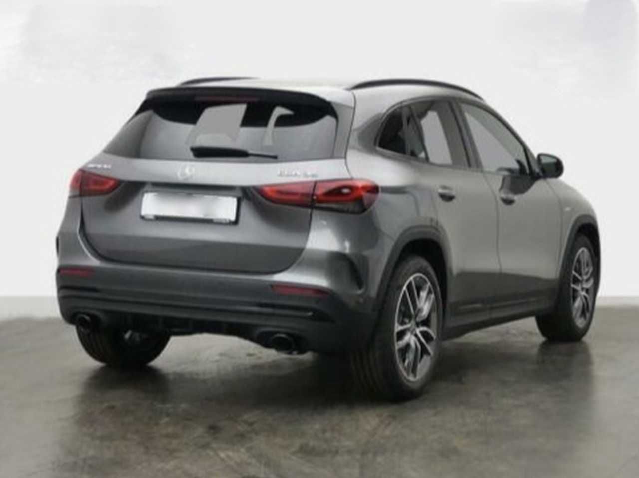 Foto Mercedes-Benz Clase GLA 2