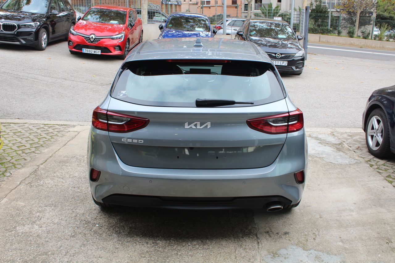 Foto Kia Ceed 5