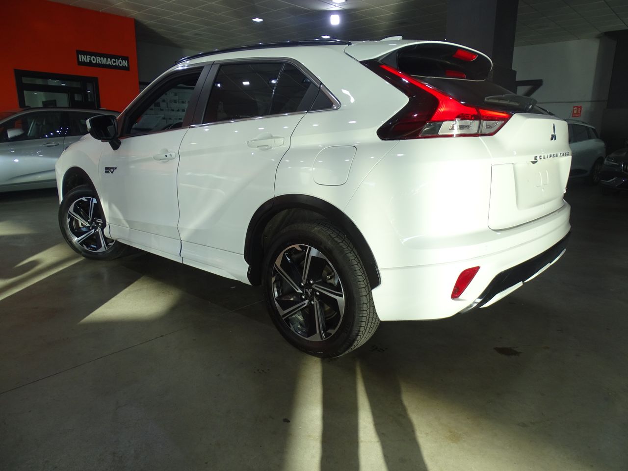 Foto Mitsubishi Eclipse Cross 4