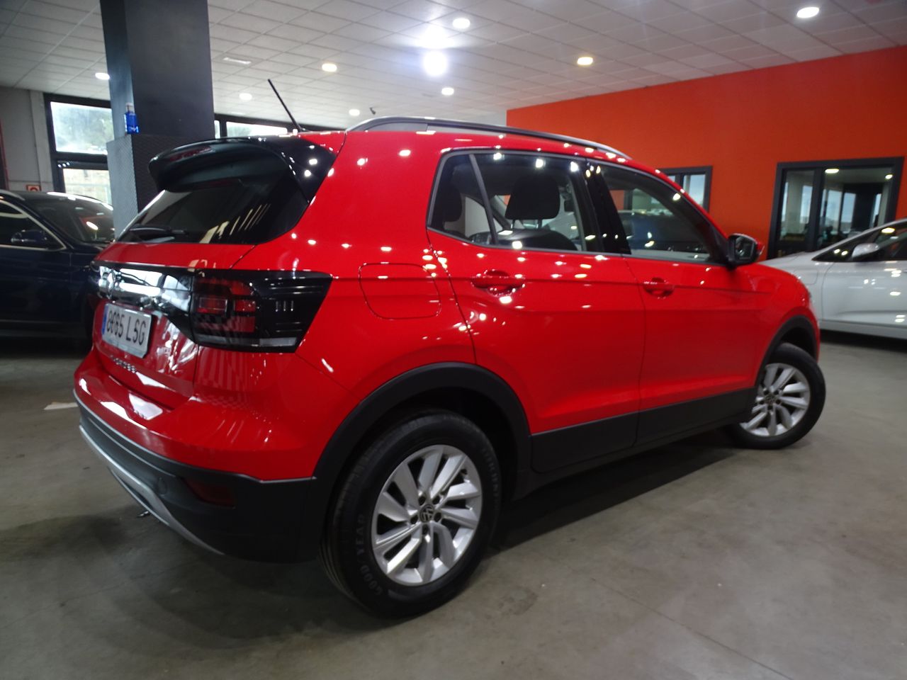 Foto Volkswagen T-Cross 5