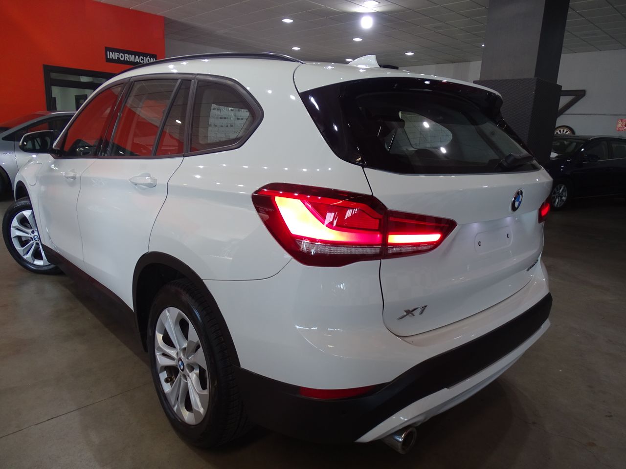 Foto BMW X1 4