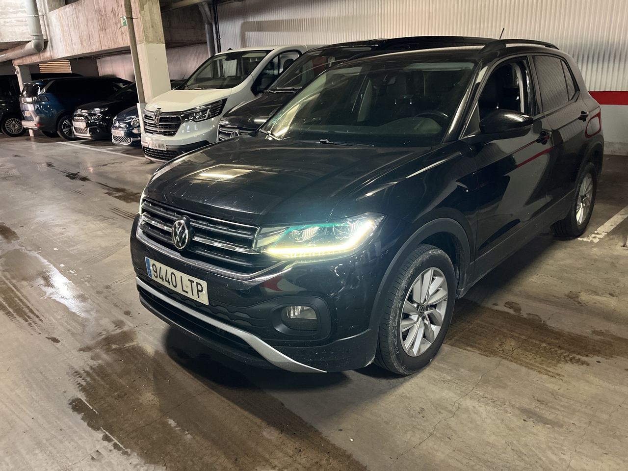 Foto Volkswagen T-Cross 1