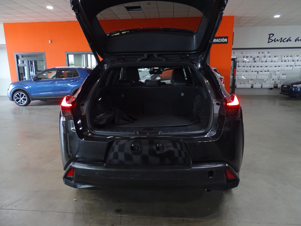 Foto Lexus UX 7