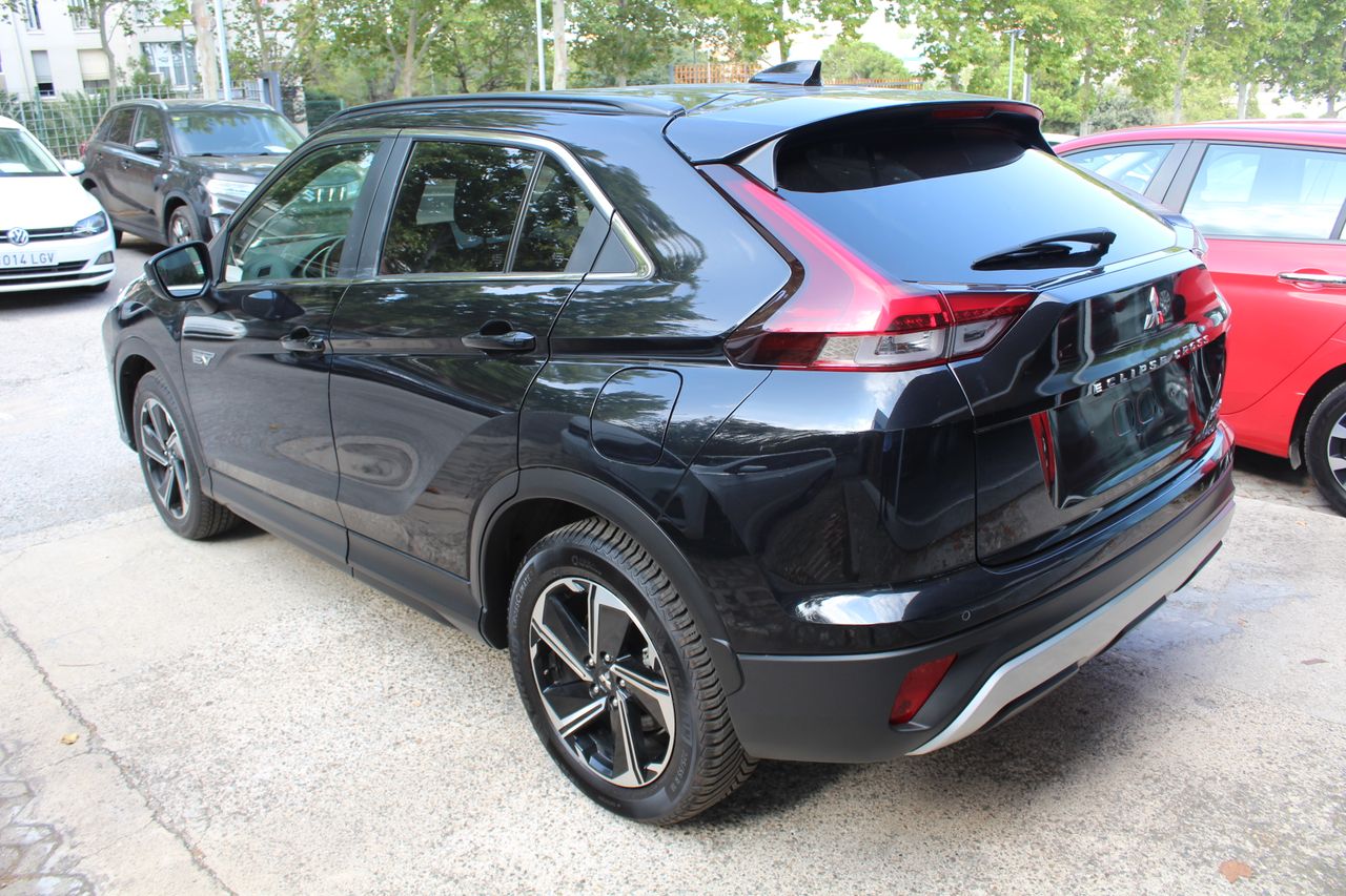 Foto Mitsubishi Eclipse Cross 4