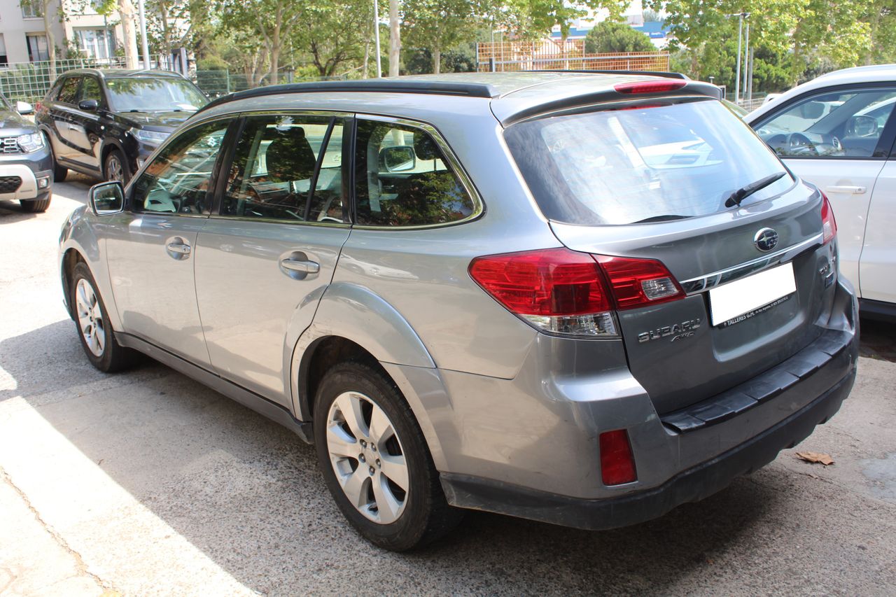 Foto Subaru Outback 4