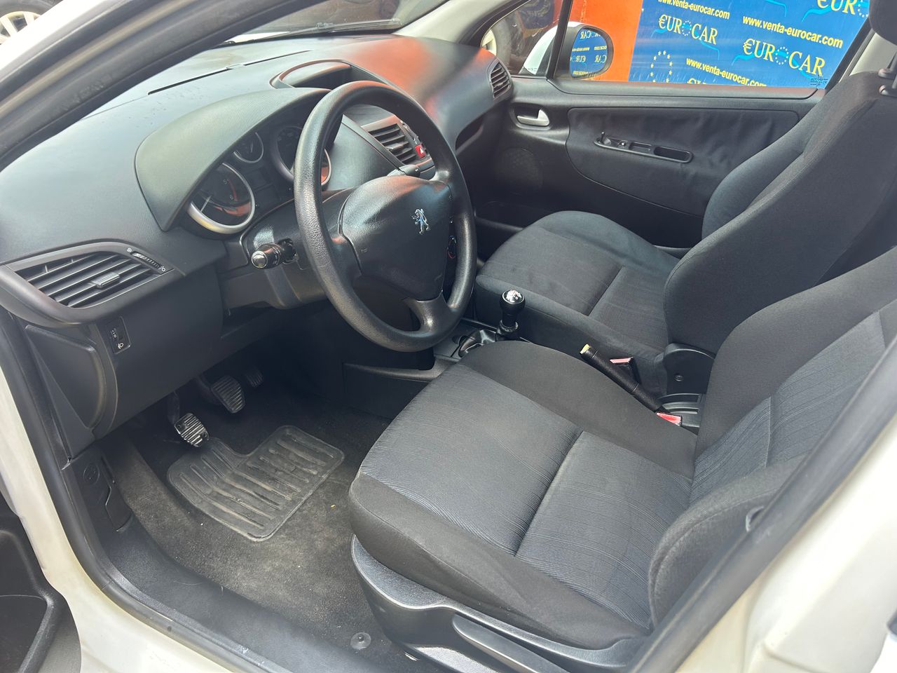 Foto Peugeot 207 12