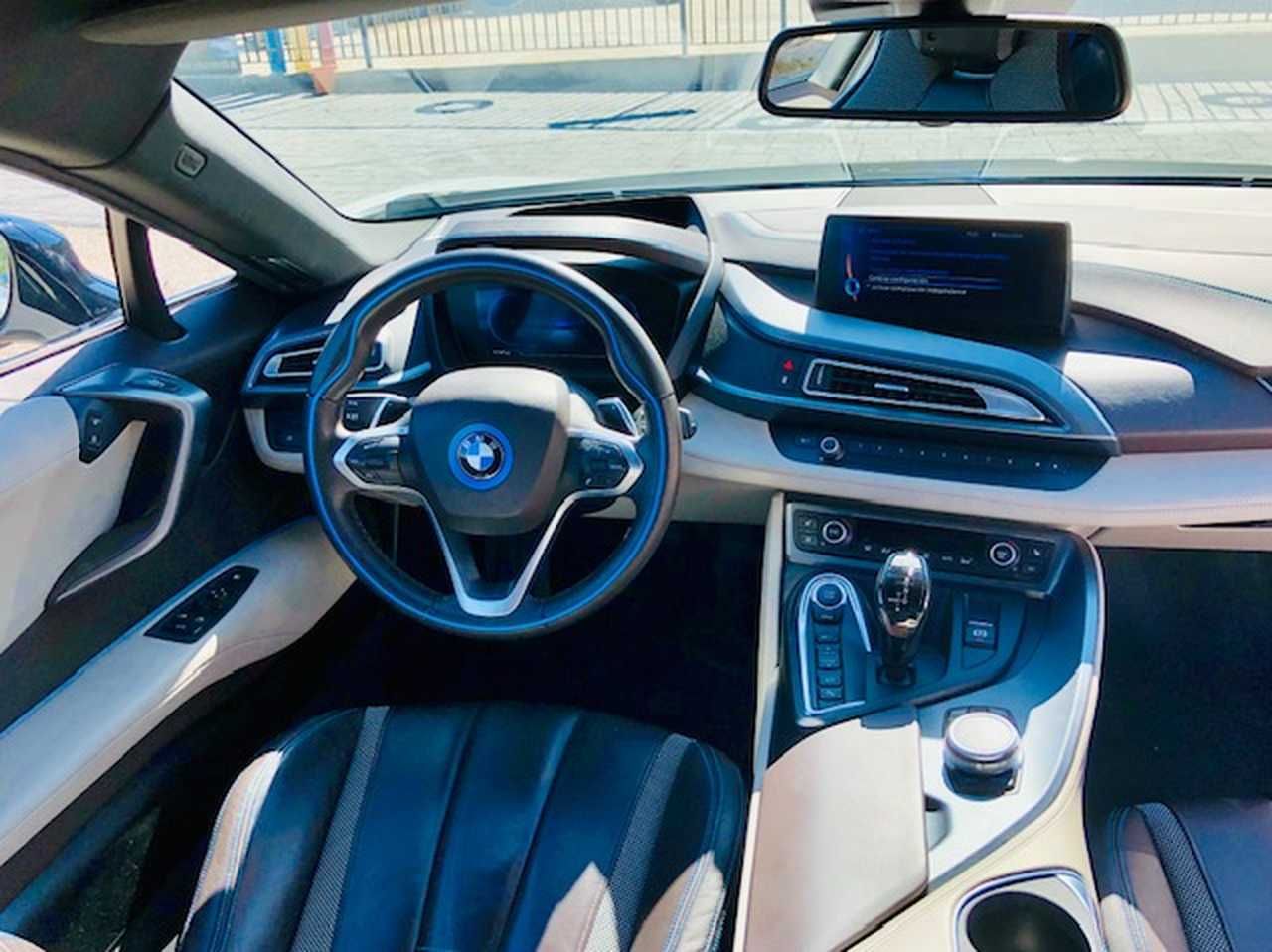 Foto BMW i8 19