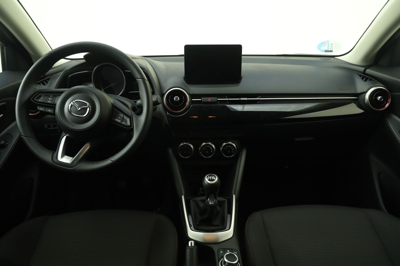 Foto Mazda Mazda2 9