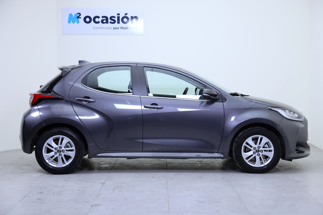 Foto Mazda Mazda2 4