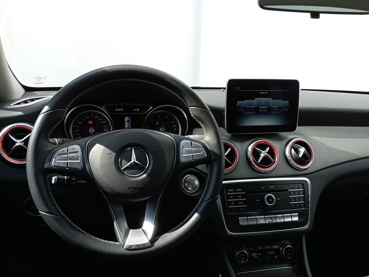 Foto Mercedes-Benz Clase CLA 6
