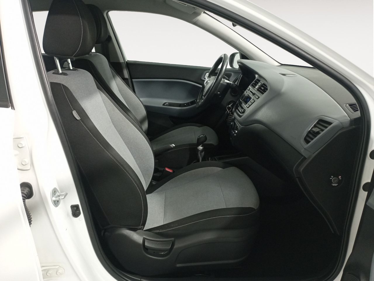 Foto Hyundai i20 10