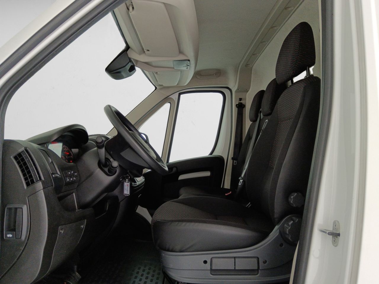 Foto Peugeot Boxer 8