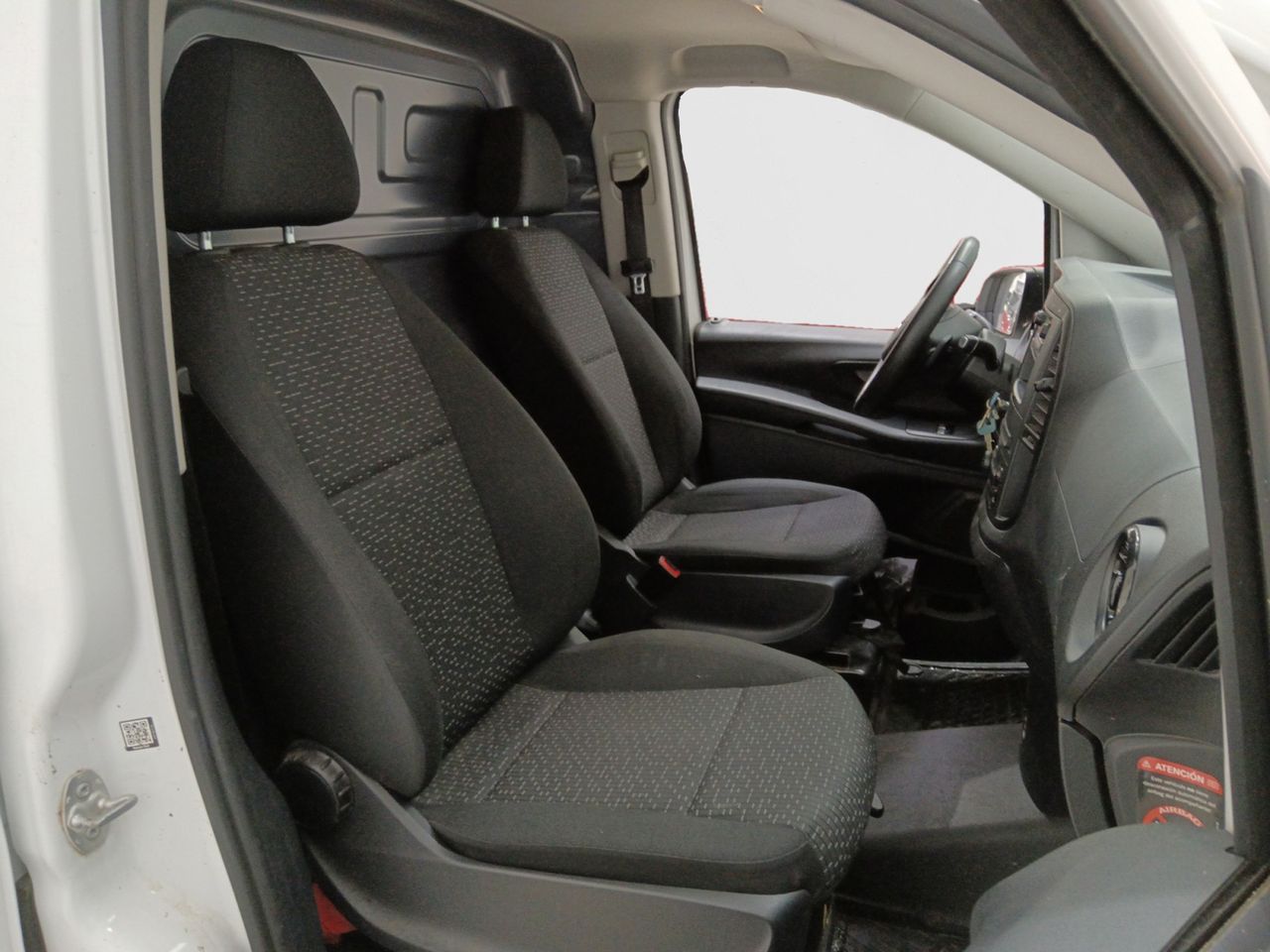 Foto Mercedes-Benz Vito 9