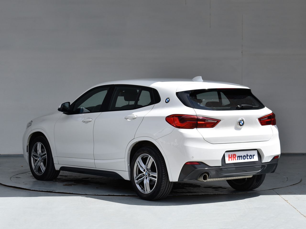 Foto BMW X2 4