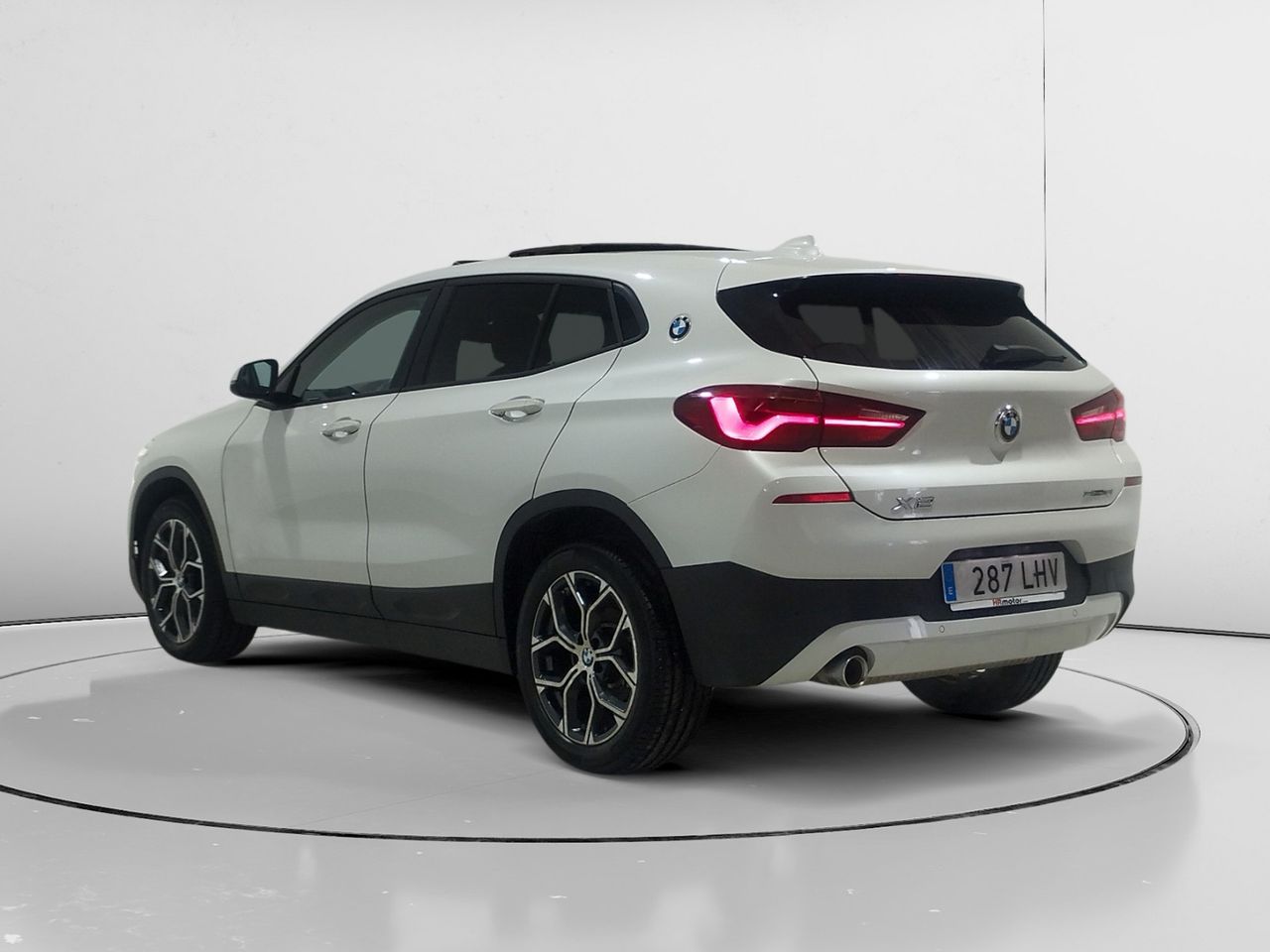 Foto BMW X2 4