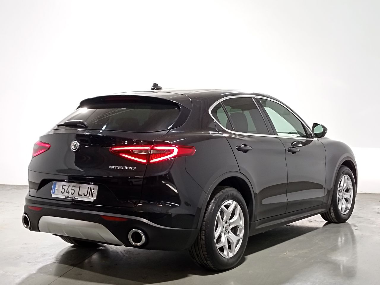 Foto Alfa Romeo Stelvio 2