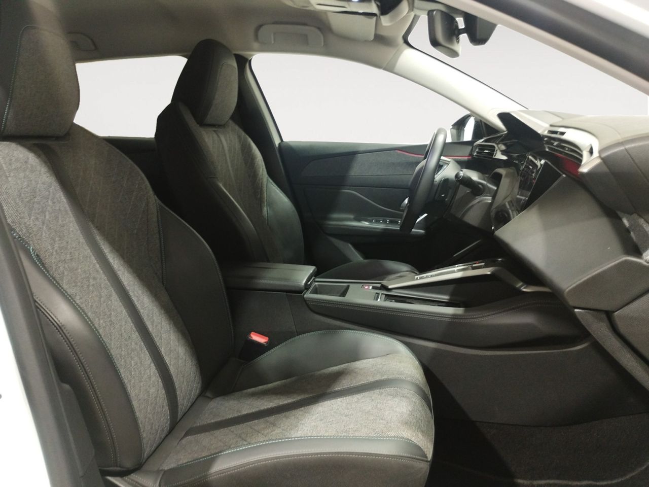 Foto Peugeot 408 10