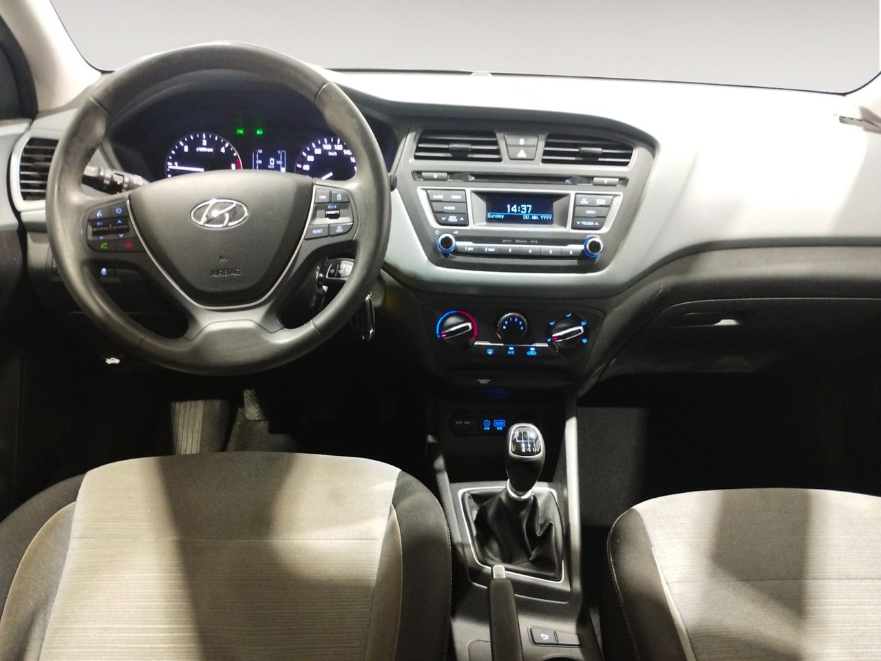 Foto Hyundai i20 6