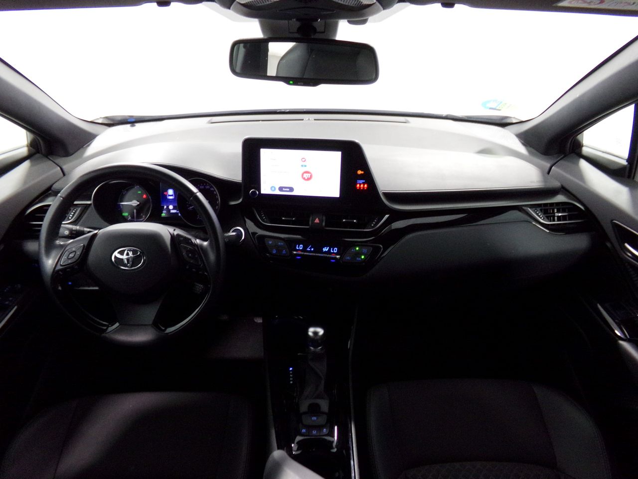 Foto Toyota C-HR 6