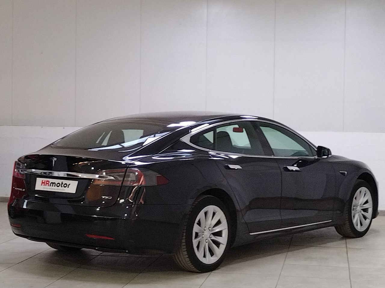 Foto Tesla Model  S 17