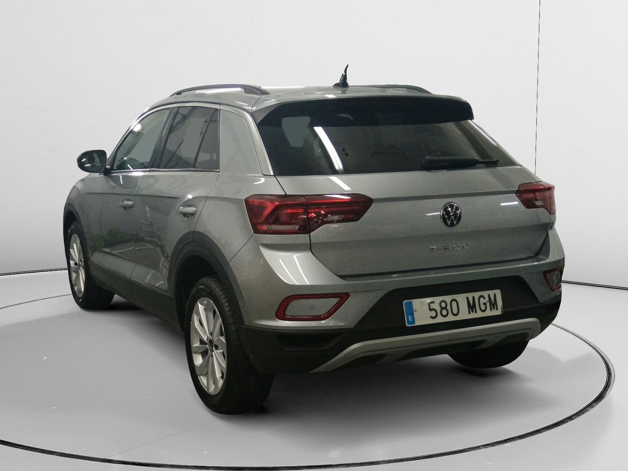 Foto Volkswagen T-Roc 4