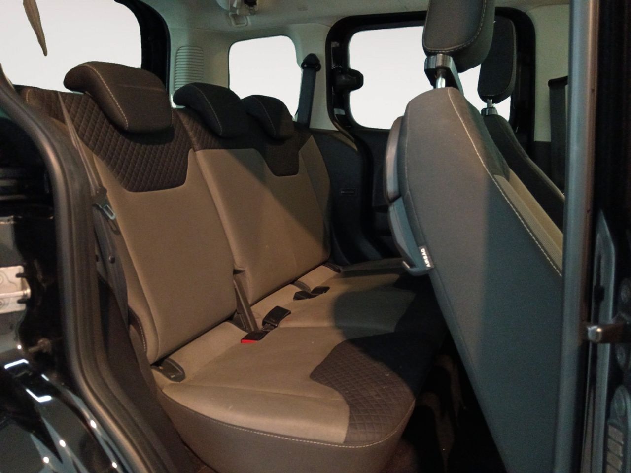 Foto Ford Tourneo Courier 9