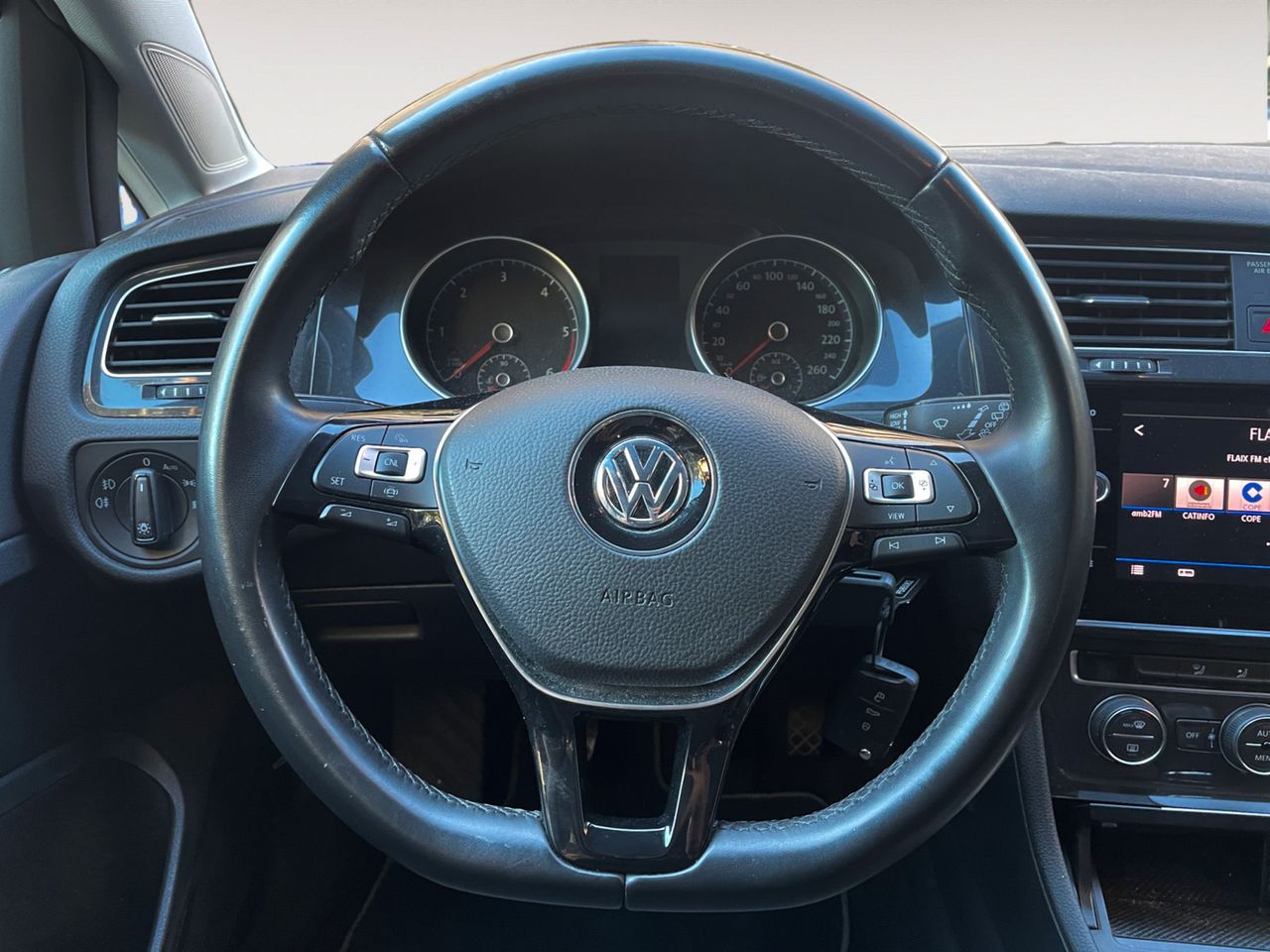 Foto Volkswagen Golf 7