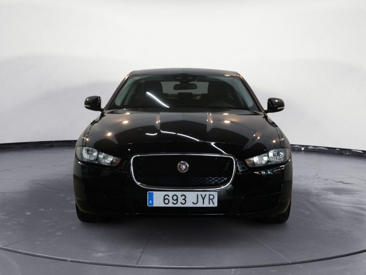 Foto Jaguar XE 17