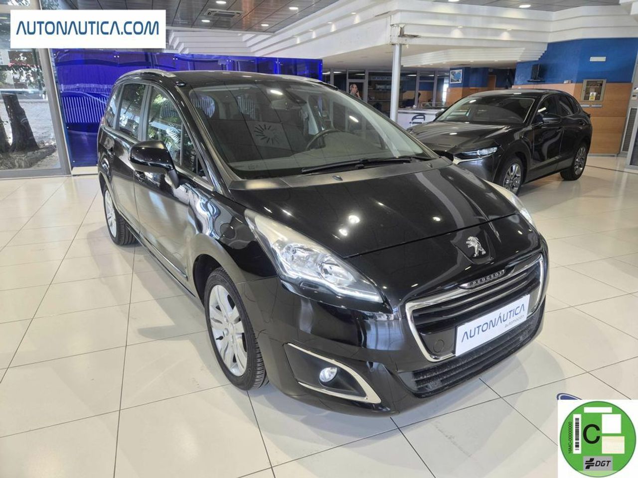 Foto Peugeot 5008 1