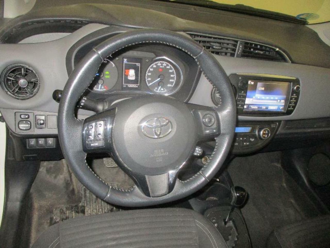 Foto Toyota Yaris 6