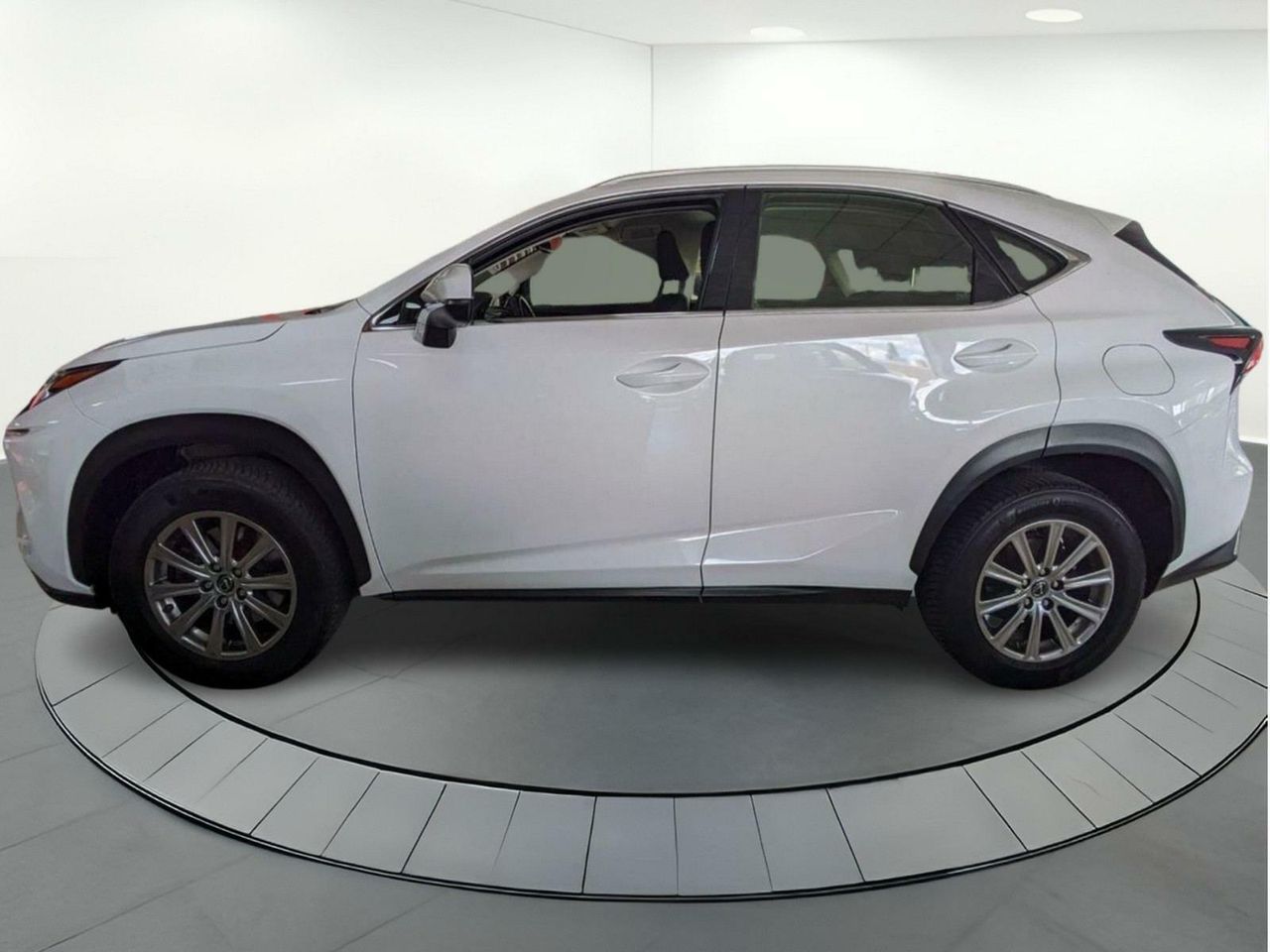 Foto Lexus NX 3