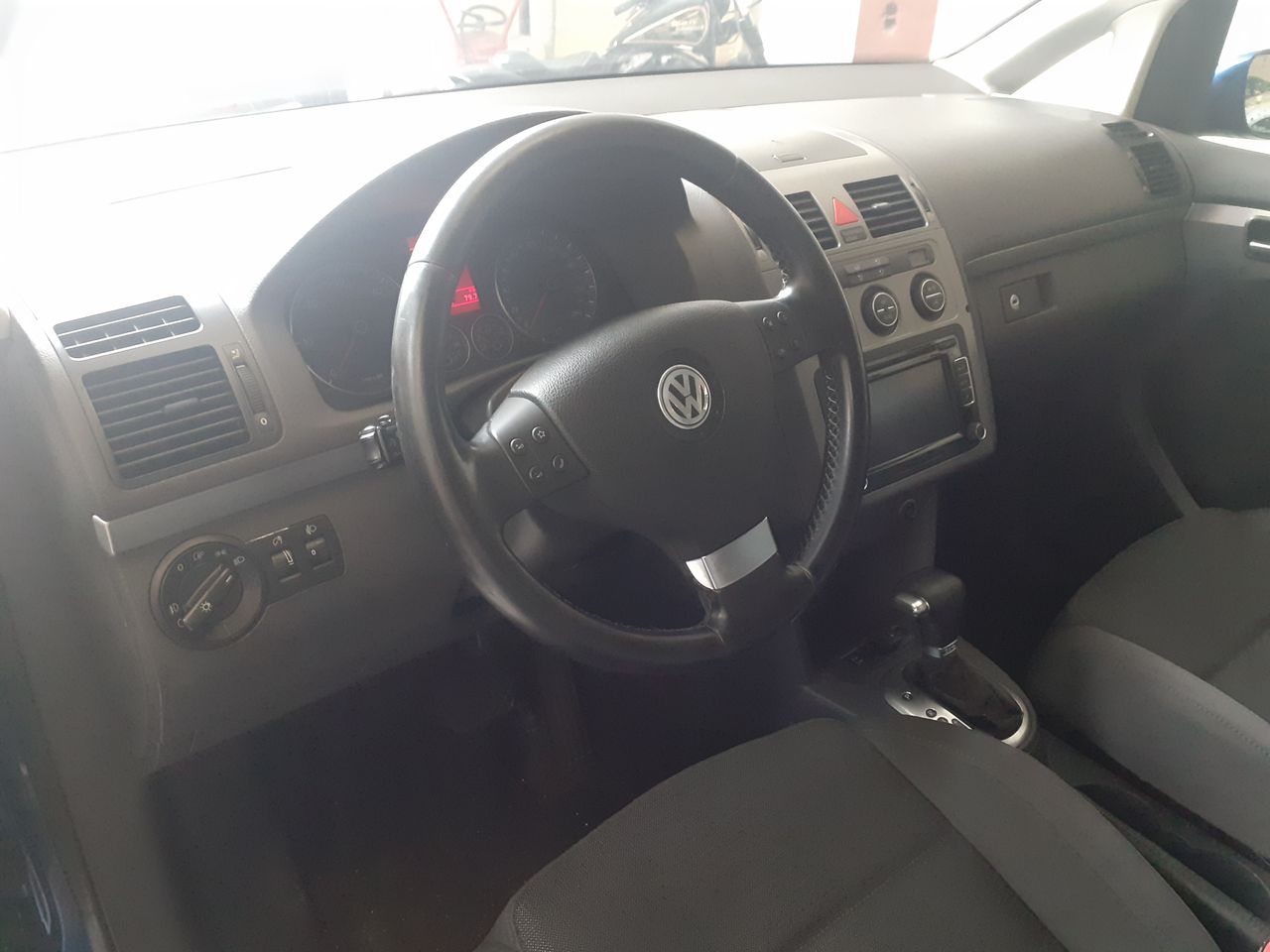 Foto Volkswagen Touran 8