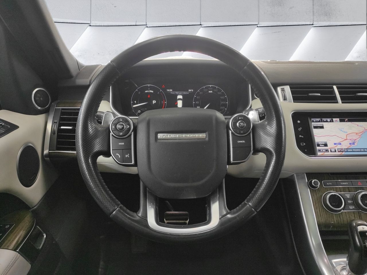 Foto Land-Rover Range Rover Sport 12