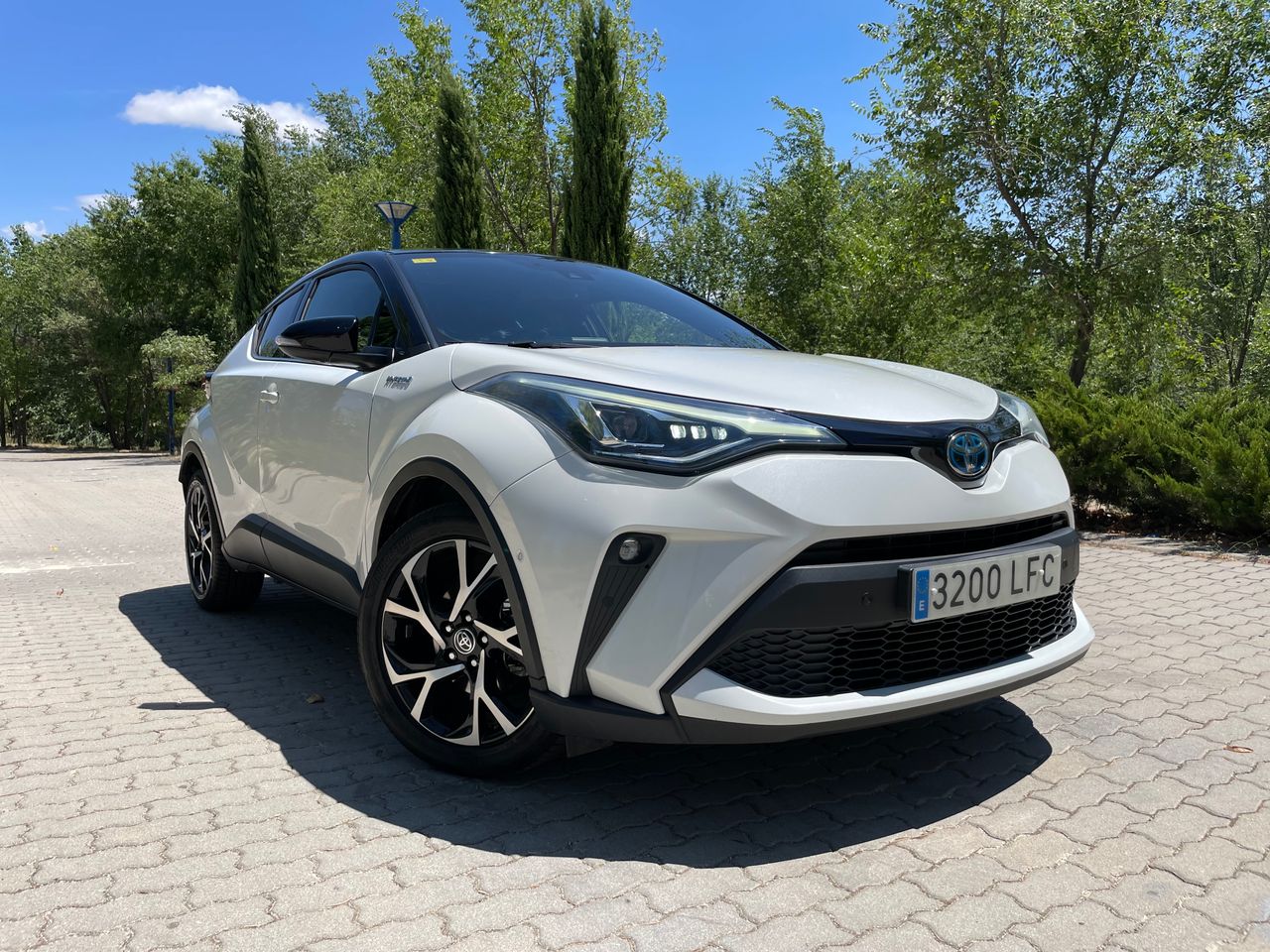 Foto Toyota C-HR 2