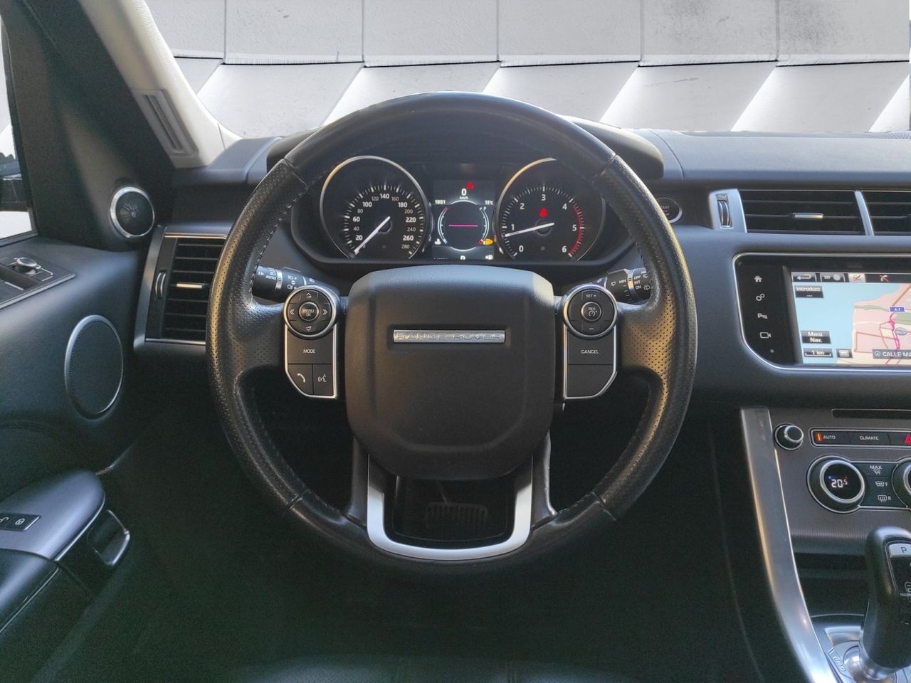 Foto Land-Rover Range Rover Sport 12