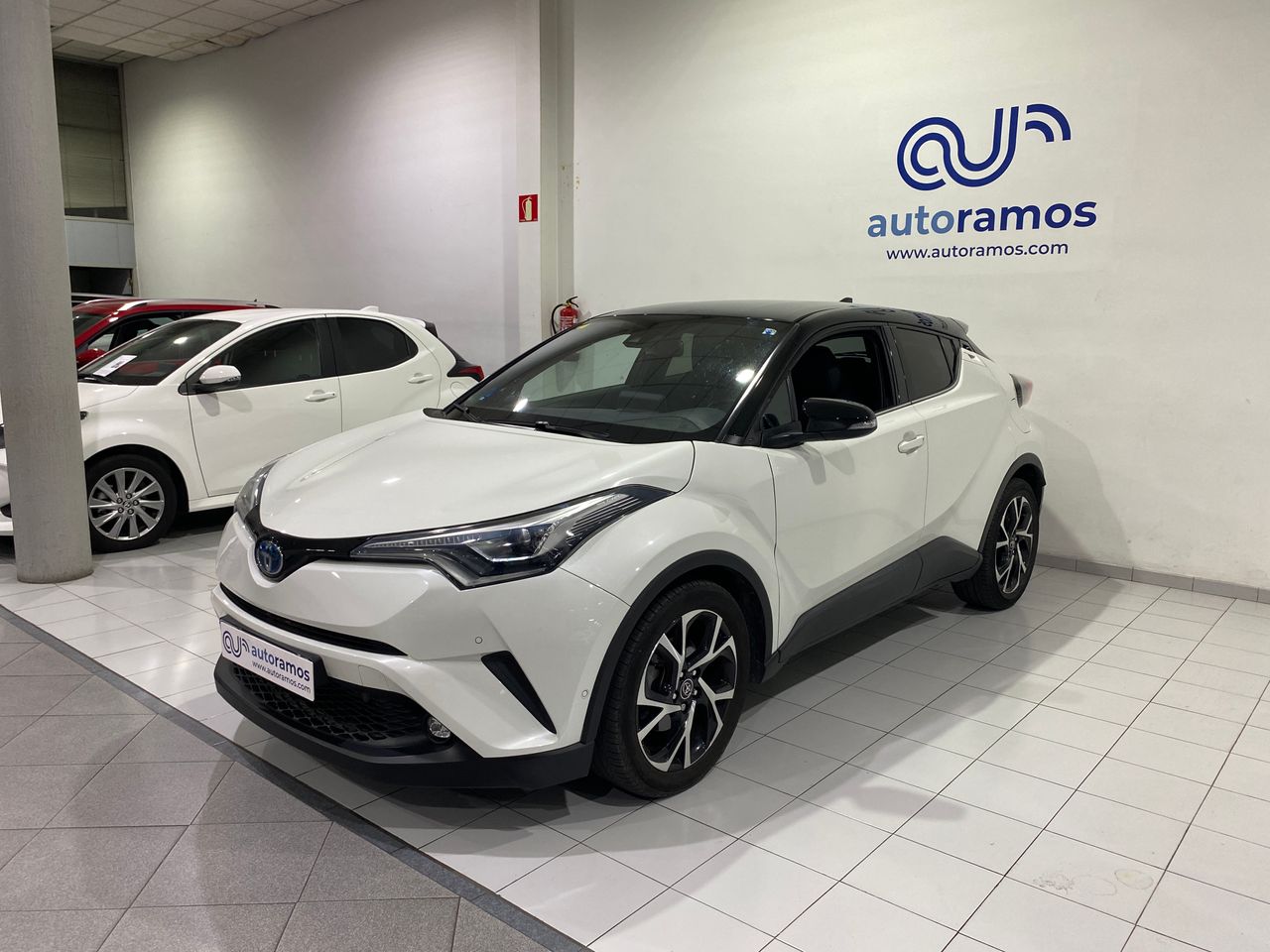 Foto Toyota C-HR 4