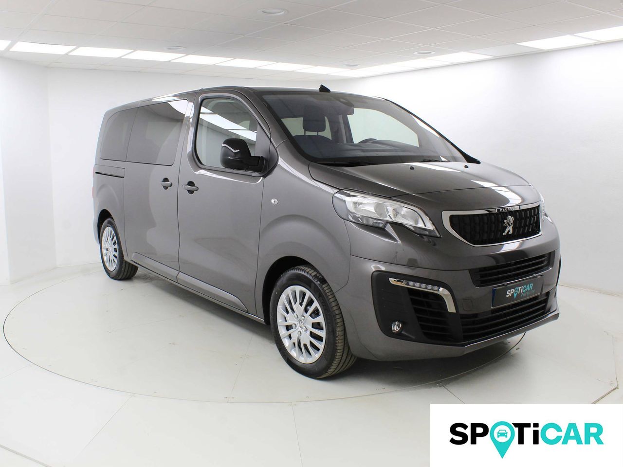 Foto Peugeot Traveller 3