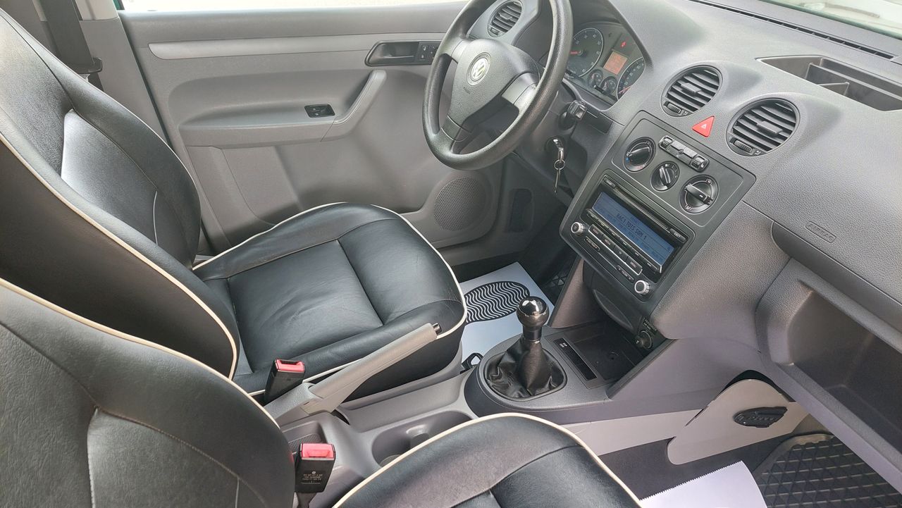 Foto Volkswagen Caddy 18