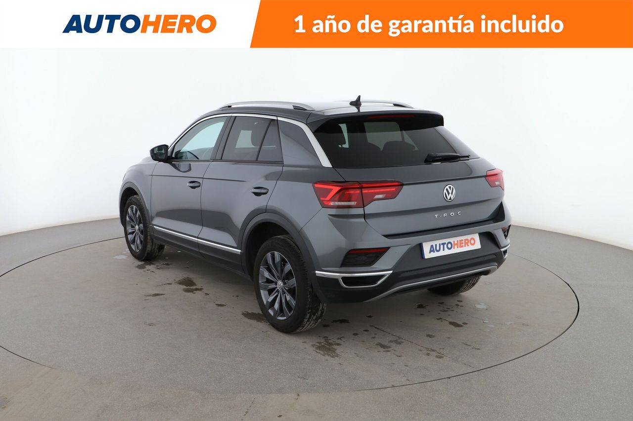 Foto Volkswagen T-Roc 4