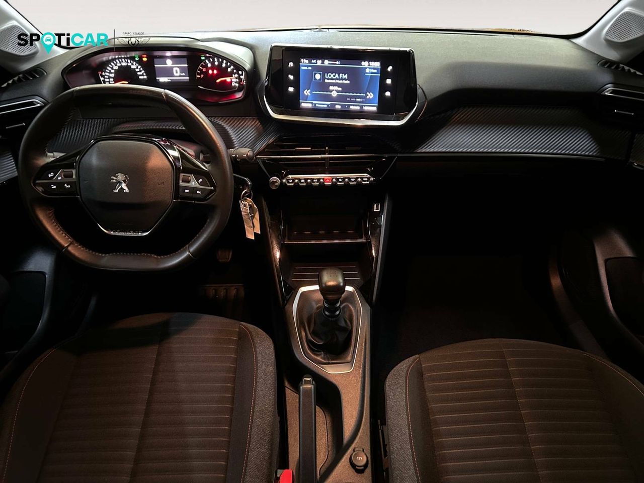 Foto Peugeot 208 10