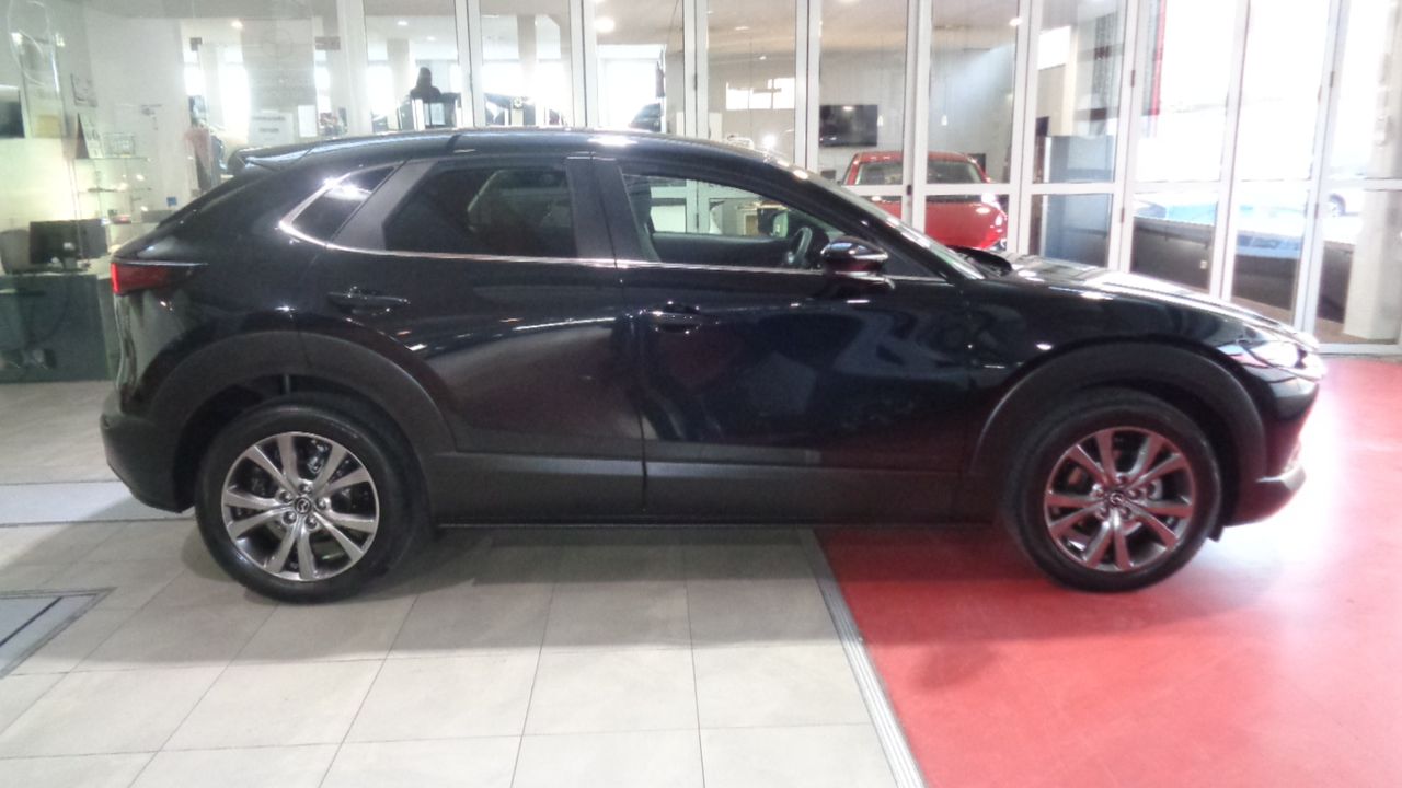 Foto Mazda CX-30 4