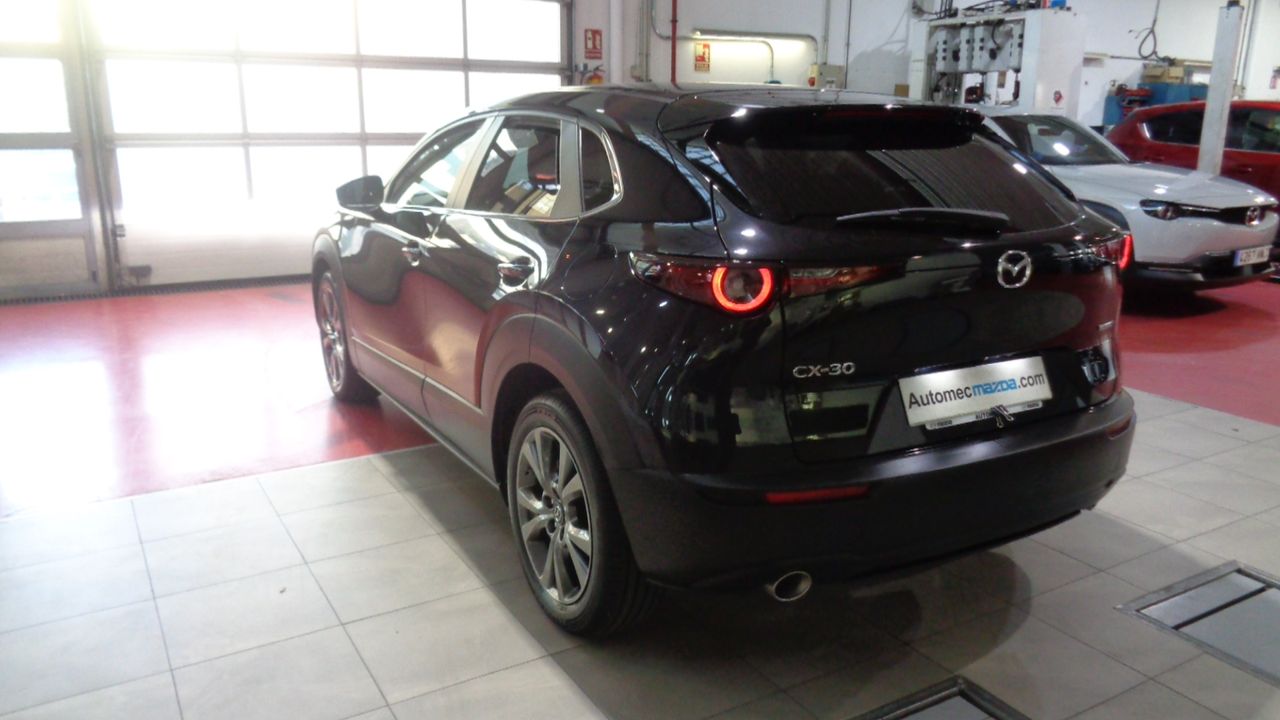 Foto Mazda CX-30 7