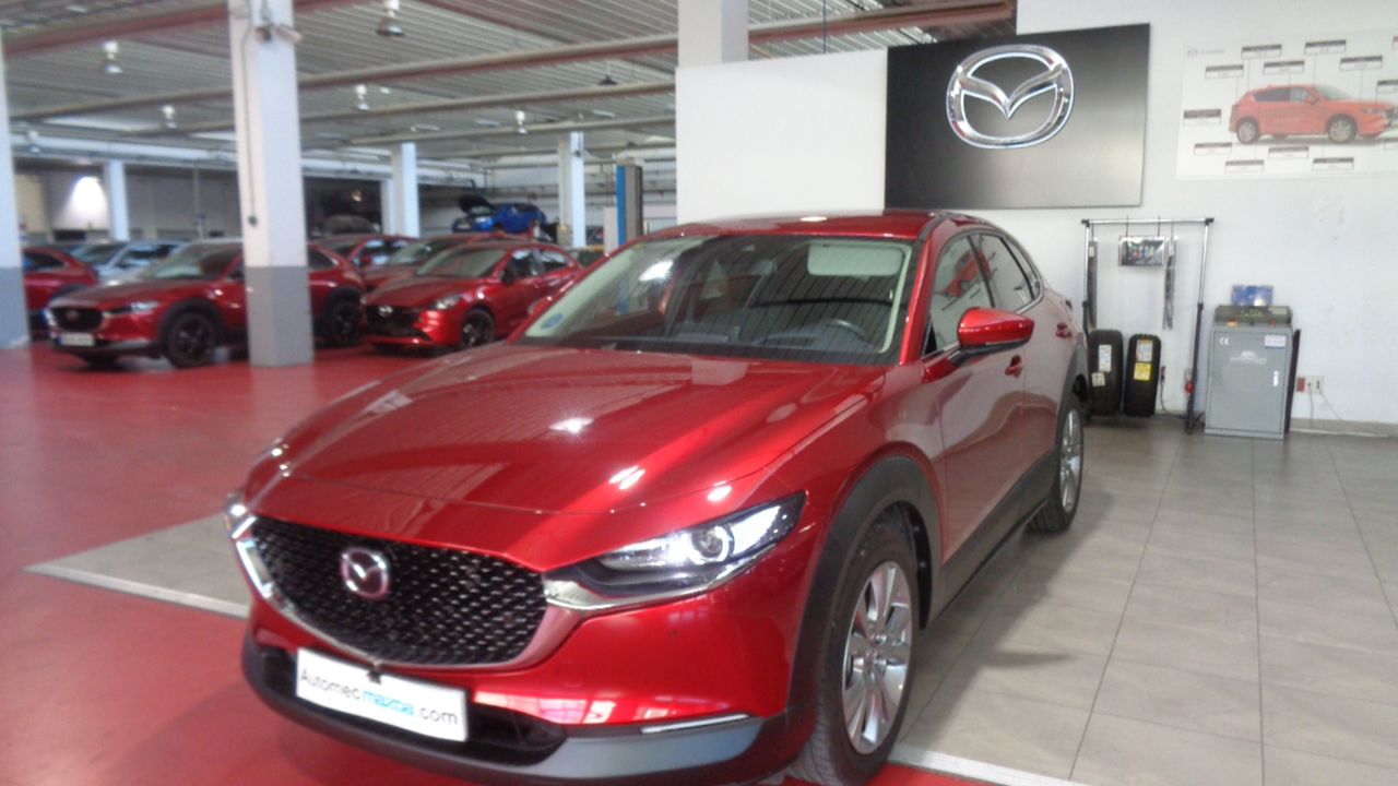 Foto Mazda CX-30 1